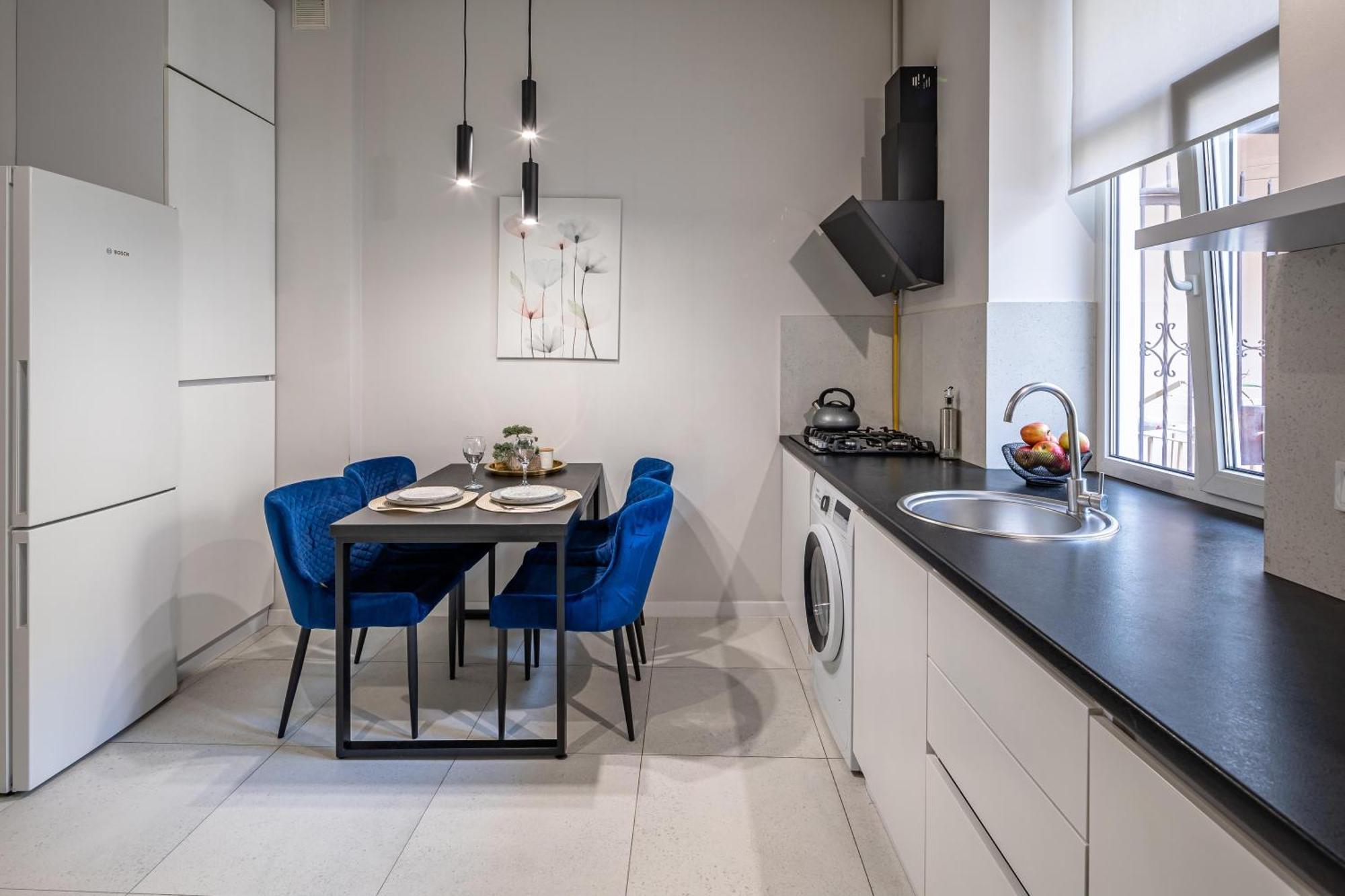 Апартаменти По Вул Менцинського 6 Lviv Exterior photo